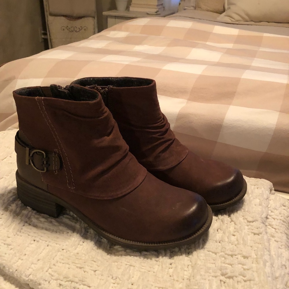 Born ankle boots